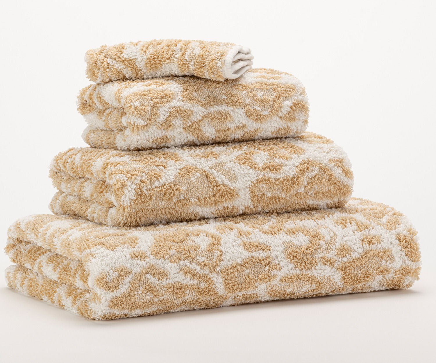 SAUVAGE Towels by Abyss & Habidecor 100% Giza Egyptian Cotton - |VESIMI Design| Luxury Bathrooms and Home Decor